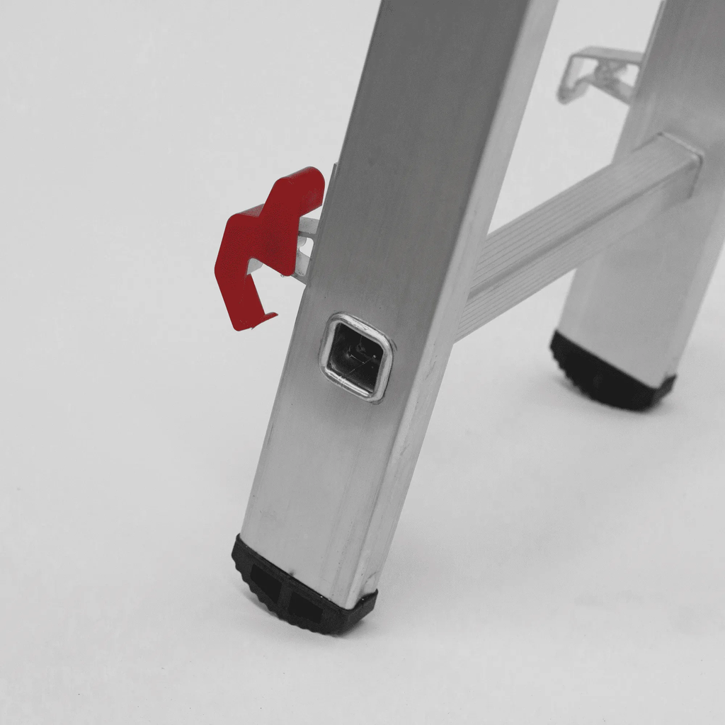 ESCALERA TRIPLE EXTENSIBLE CON PELDAÑOS CUADRADOS 3X3,5 M